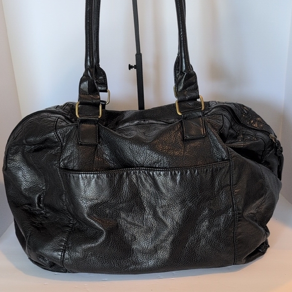 Bueno Faux Leather Overnight Bag In Good Used Condition - Picture 5 of 12